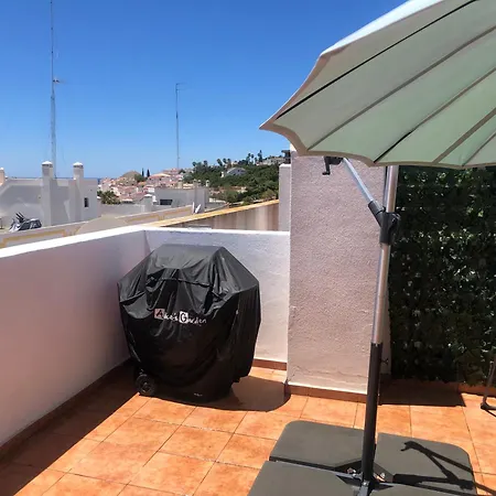 Art 13 - Com Piscina Apartment *